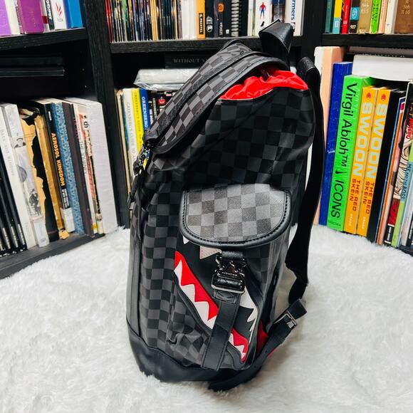 SPRAYGROUND HENNY AIIR TO THE THRONE MONTE CARLO BACKPACK / BOOK BAG - Picture 2 of 9